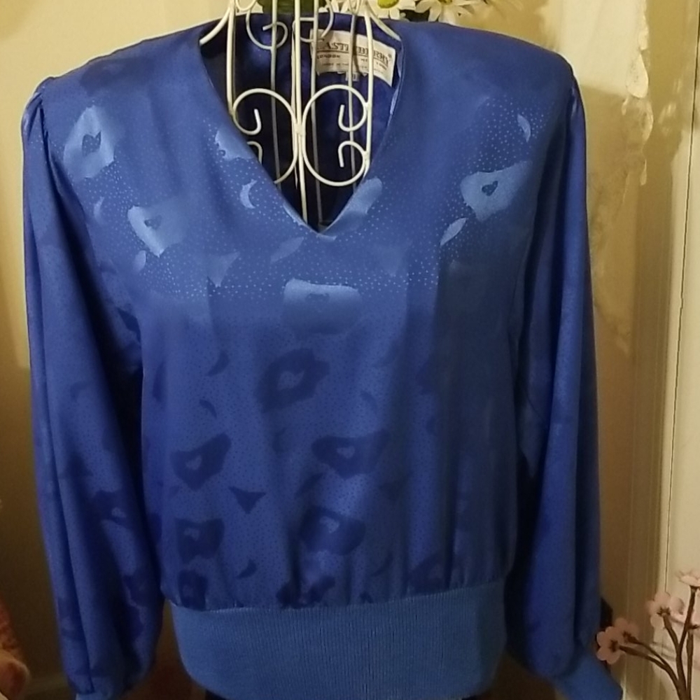 Lovely Vintage Top - Picture 2 of 8